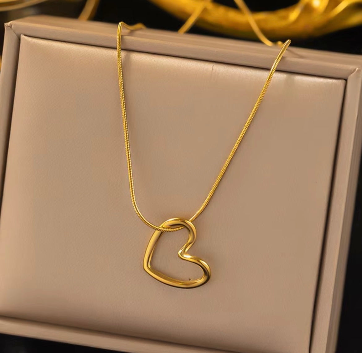 Heart Hollow Necklace